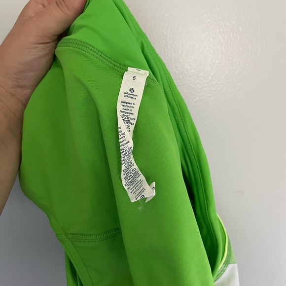 Lululemon Speed Up Short Green and White Plaid - Picture 6 of 6